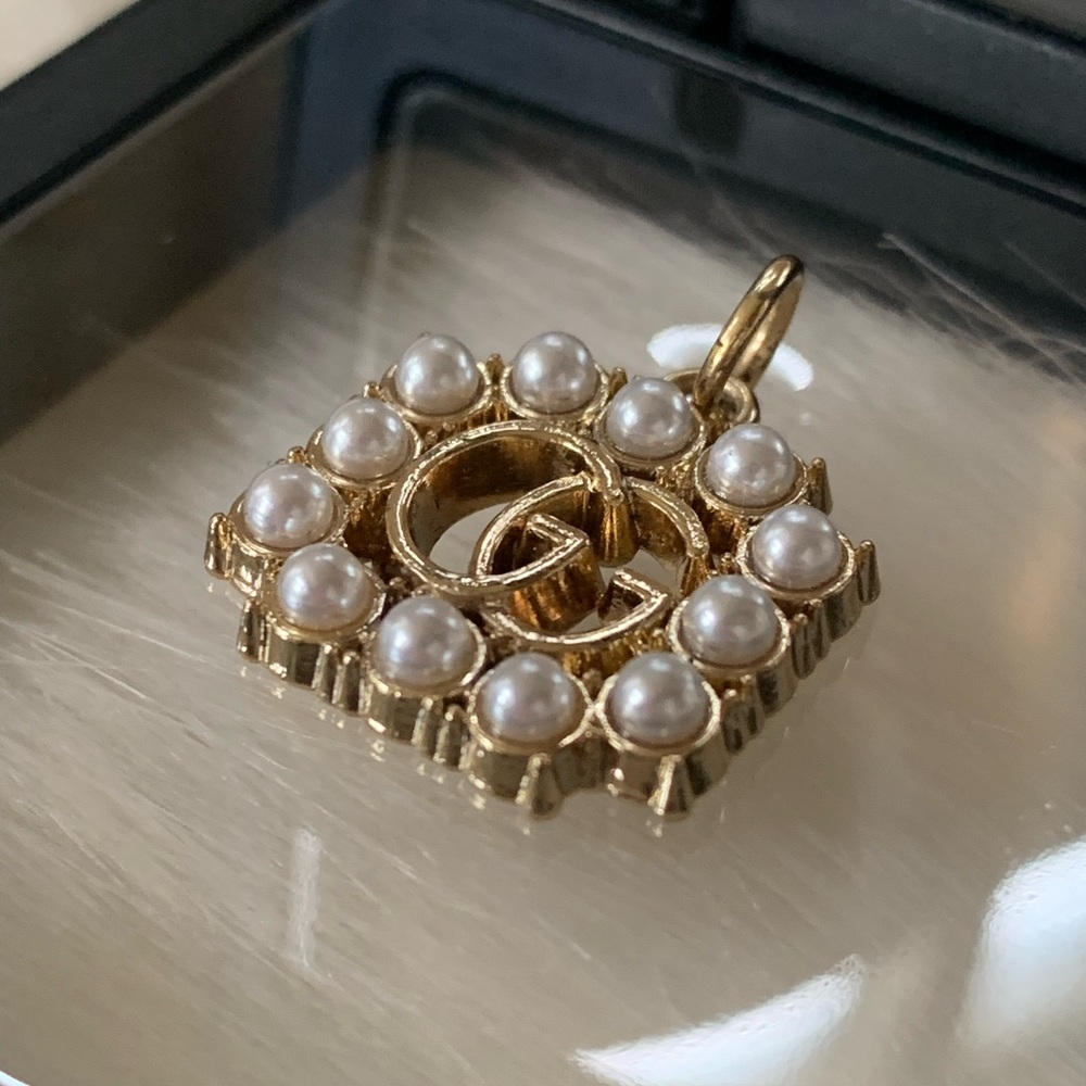 Gucci Pearl Charm Pendant